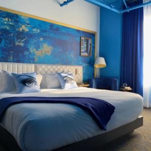 Hotels near City Foundry STL - Angad Arts Hotel