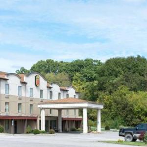 Super 8 by Wyndham Beaver Falls