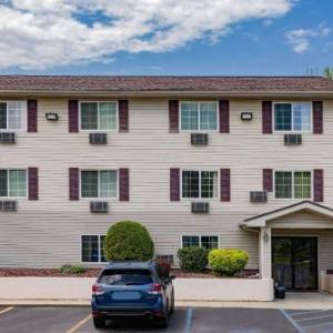 Super 8 by Wyndham Johnstown/Gloversville