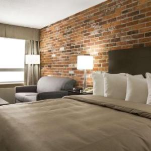 Hotels near Hollinger Park - Super 8 by Wyndham Timmins ON