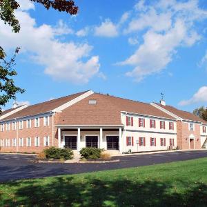 Rodeway Inn & Suites Lantern Lodge