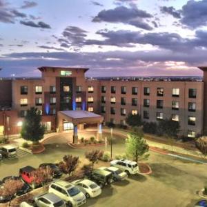 Holiday Inn Express Hotel & Suites Albuquerque Historic Old Town