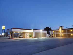 Super 8 by Wyndham Abilene North, Abilene