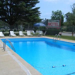 Knotty Pine Motel