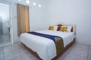 SPOT ON 3119 Hotel Kurnia, Cepu
