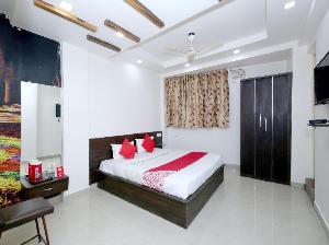 OYO 14165 Hotel Blue Diamond, Jabalpur