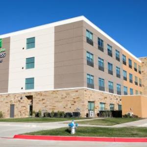 Holiday Inn Express and Suites Wylie West