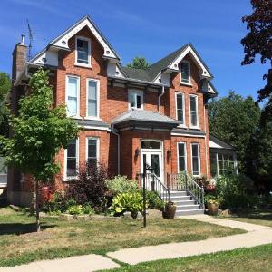 Seaway Manor B&B