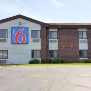 Motel 6-Saukville WI