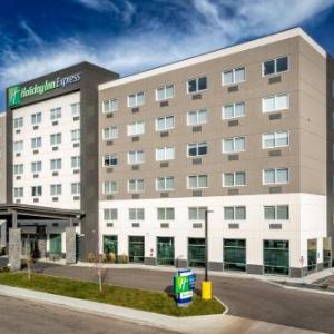 Westoba Place Hotels - Holiday Inn Express & Suites Brandon