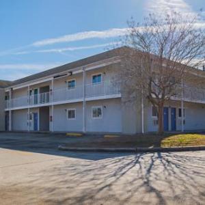Motel 6-Bay Saint Louis MS