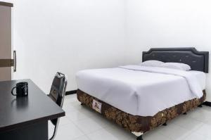 OYO Life 2952 Elohim Kost, Jember