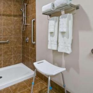 Best Western Plus Chateau Inn Sylvan Lake