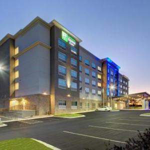 Holiday Inn Express & Suites Charlotte Southwest an IHG Hotel