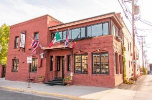 Chamberlin Inn, Cody