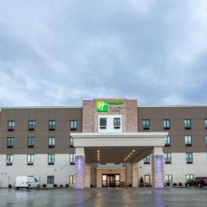 Holiday Inn Express & Suites - Columbus - Worthington by IHG