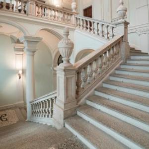 Royal Palace Hotel