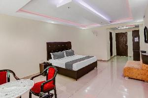 Collection O 69818 Hotel Ambition, Meerut