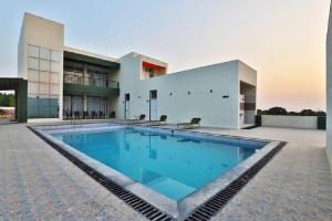 Gir Athiz Resort With Swimming Pool, Somnath