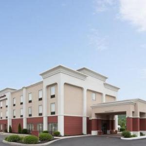 Hotels near Shamokin High School - Hampton Inn By Hilton Pine Grove