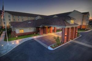 Homewood Suites Medford, Medford