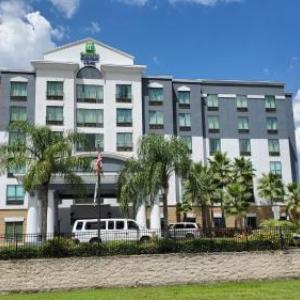 Holiday Inn Express & Suites Orlando - International Drive an IHG Hotel