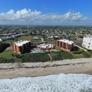 Hotels near King Center for the Performing Arts - Oceanique Resort by Capital Vacations