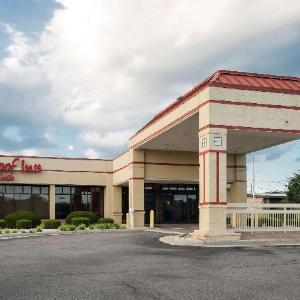 Red Roof Inn & Suites Wytheville