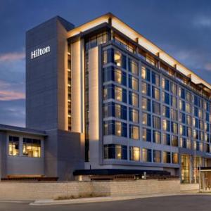 Hotels near Ameris Bank Amphitheatre - Hilton Alpharetta Atlanta