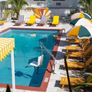 Hotels near Miami Theater Center - Motel Blu