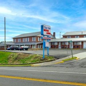 Calfee Park Hotels - Knob Hill Motor Lodge