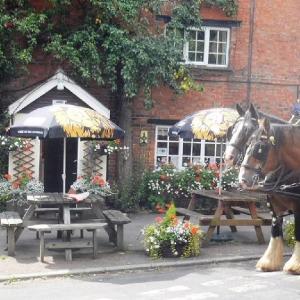 Hotels near The Theatre Chipping Norton - The Pear Tree Inn