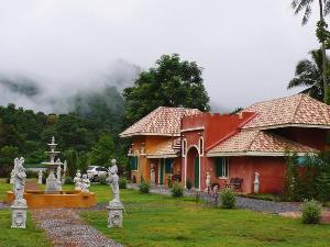 Cinque Terre Resort, Thong Pha Phum