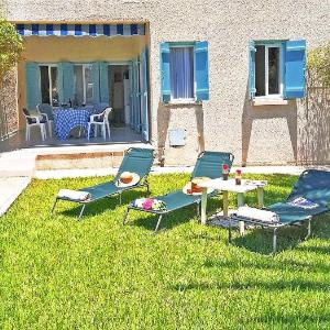 Villa Jasmine150m from Beach 3BR Family Friendly