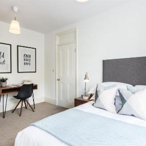 Clapham North Apartment