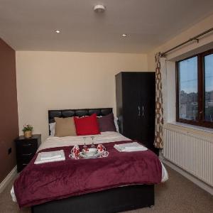 Derby en-suite room 3