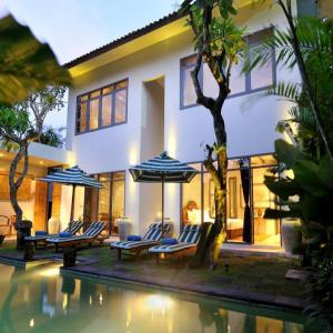 Room & Vespa Suite 1