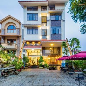 La Maison Da Nang Beach