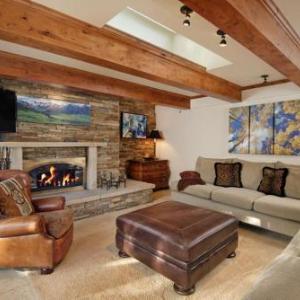Chateau Eau Claire Unit 11