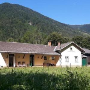 Ferienhaus Bahnhof Grosshollenstein