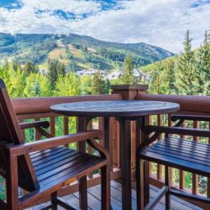 3Bd + Loft With Ski In/Out Access And Panoramic Views! Condo