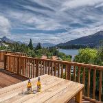 Lakehouse - Water taxi to Queenstown!