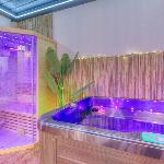 Suite Royale Jacuzzi & Sauna Privé  _ Yeswebook