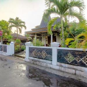 OYO 1650 Griya Joglo Homestay