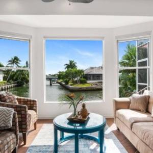 Manatee Manor