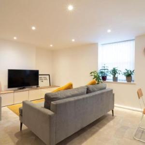 Albert Terrace - basement apartment by Margate Sands