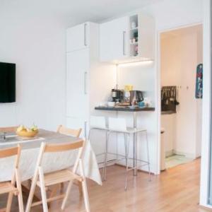 Nice studio with BALCON near the BOIS DE BOULOGNE