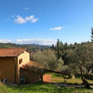 Corsanico-Bargecchia Villa Sleeps 6 with WiFi