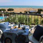 Splendido Trilocale Con Vista Mare Frontale Bibione 