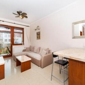 Beige - Neptun Park by OneApartments